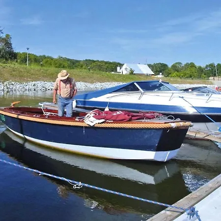 Detached By The Lake, Lubin Holiday home *