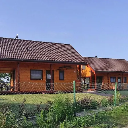 Detached By The Lake, Lubin